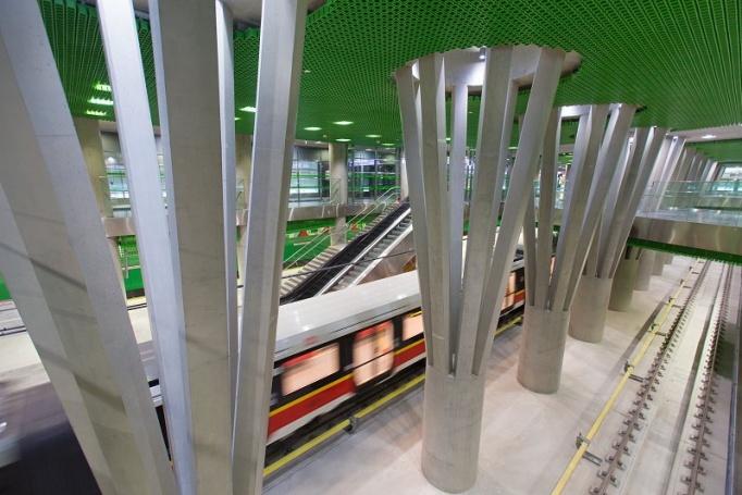 Stacja metra Stadion Narodowy - zdjęcie 6